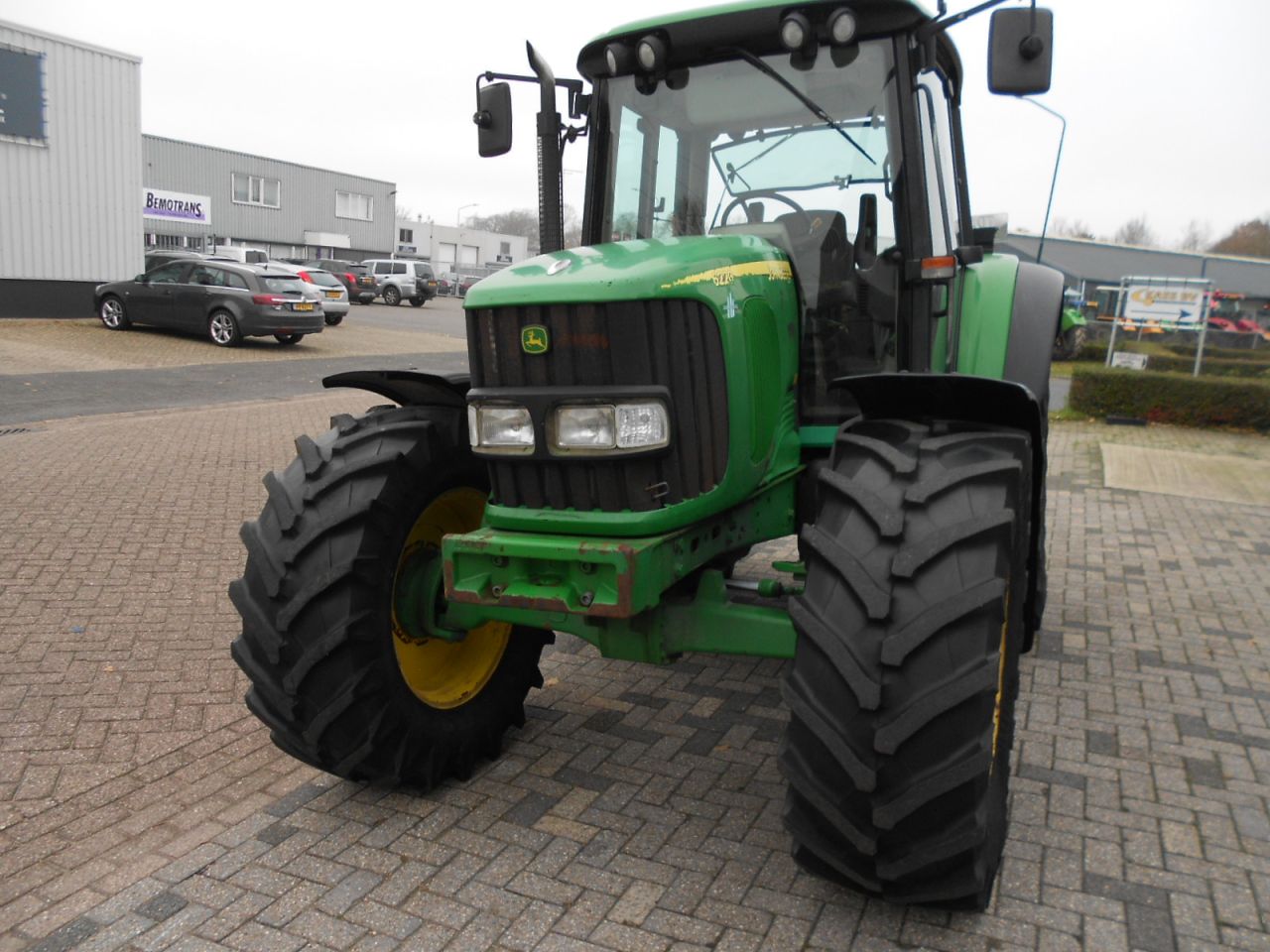 JOHN DEERE 6220
