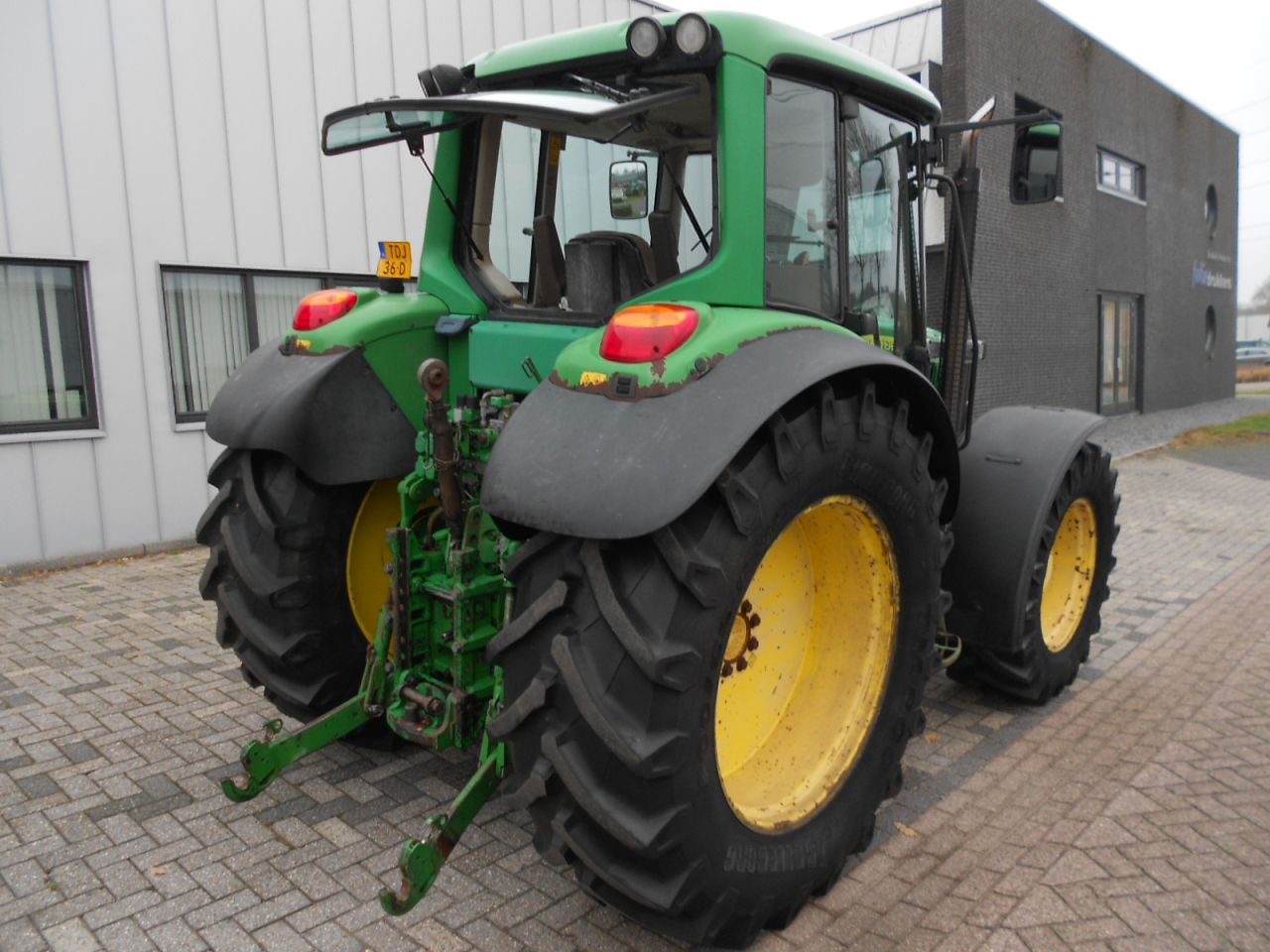 JOHN DEERE 6220