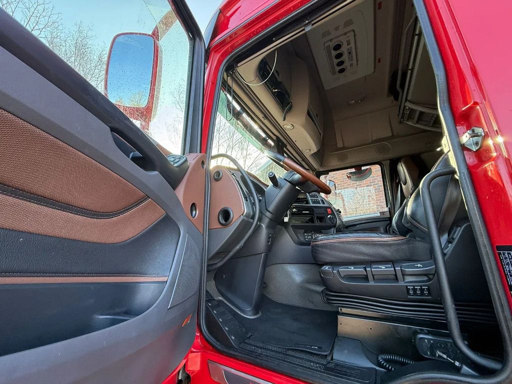 DAF XF 530 6X2 FAS Full air Alcoa Retarder Stuuras 7.6M Chassis NL-truck