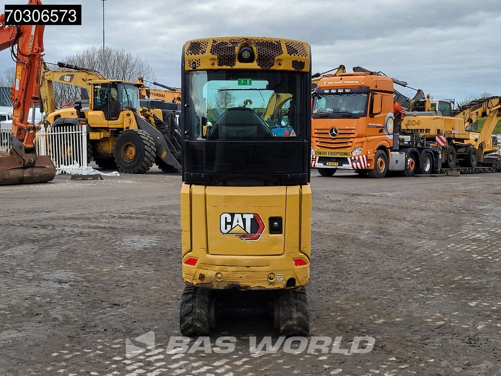 Caterpillar 301.8