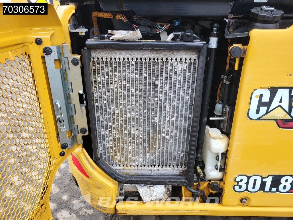 Caterpillar 301.8