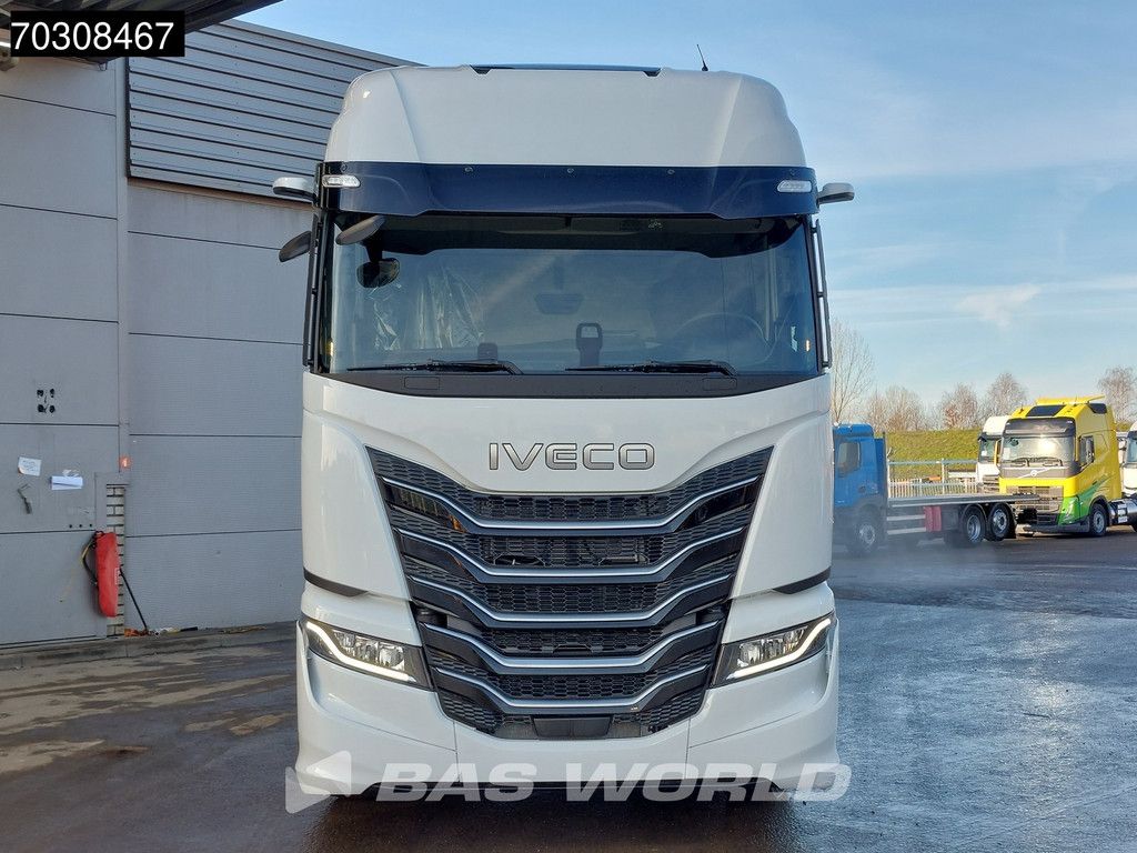 Iveco S-Way 500 4X2 NEW! 2xTanks HPEB Standklima LED Navi