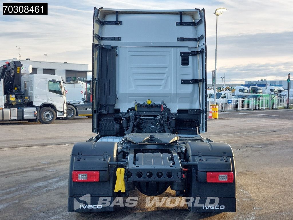 Iveco S-Way 500 4X2 NEW! 2xTanks Full-Air Standklima Navi LED