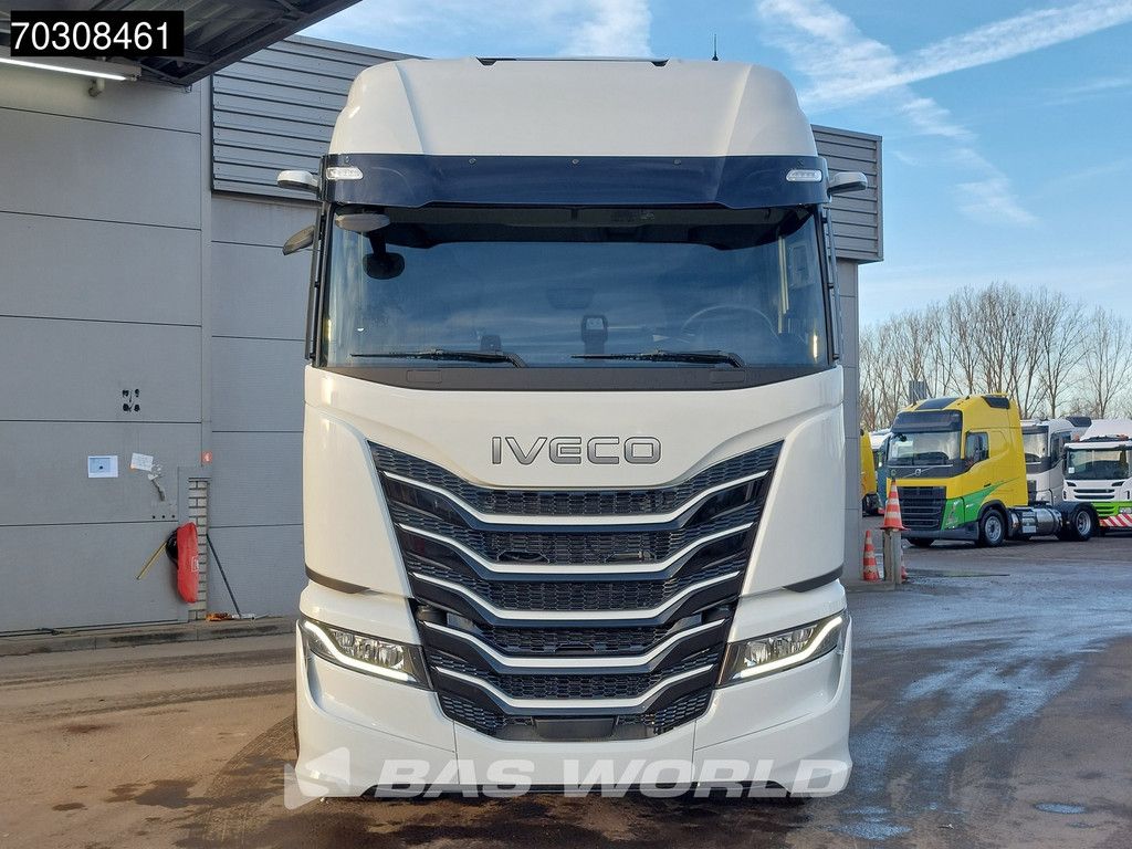 Iveco S-Way 500 4X2 NEW! 2xTanks Full-Air Standklima Navi LED