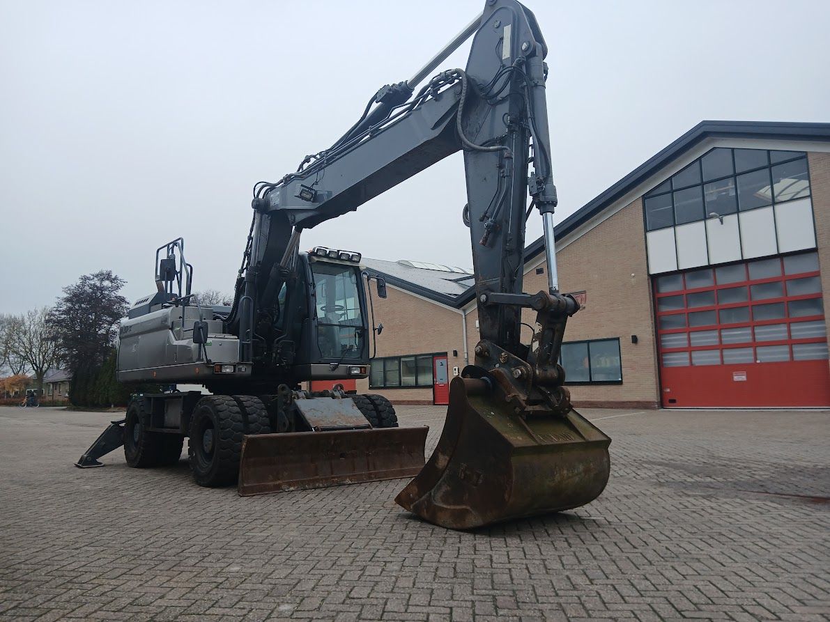 Doosan DX210W-5
