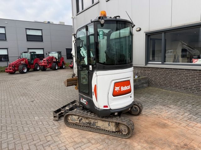 Bobcat E20 Binnendraaier 2T Minikraan Minigraver ZGST