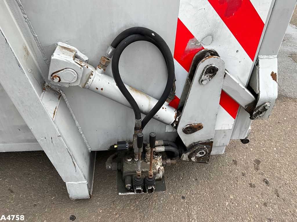 Container 14m³ met hydraulisch boardmatic paneel