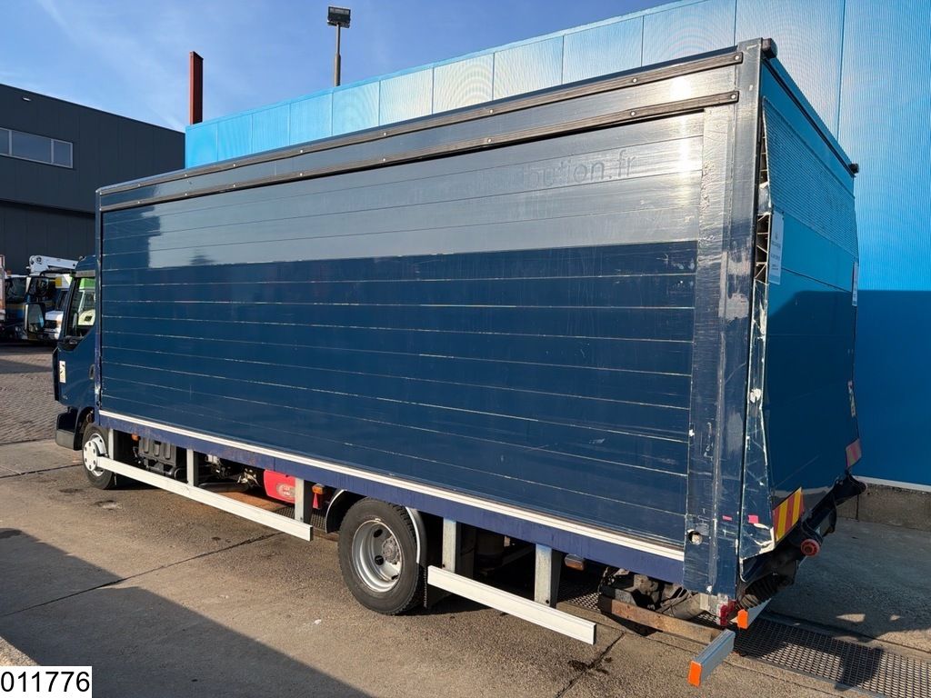 Renault Midlum EURO 5, Dhollandia, Beverage superstructure