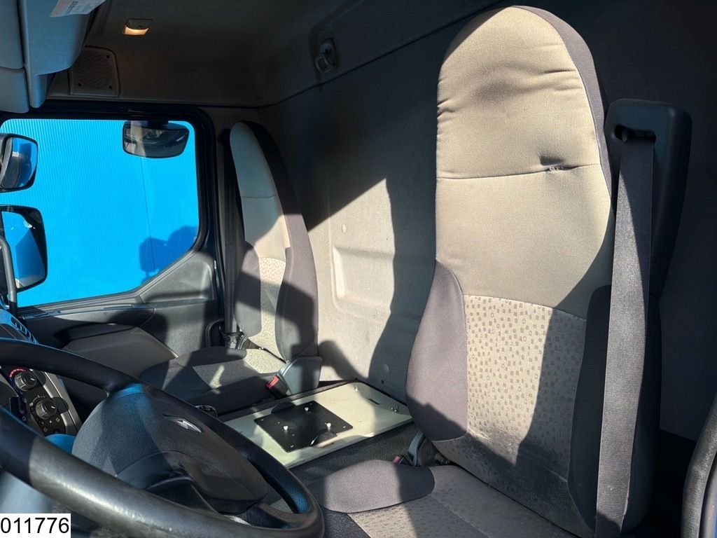 Renault Midlum EURO 5, Dhollandia, Beverage superstructure