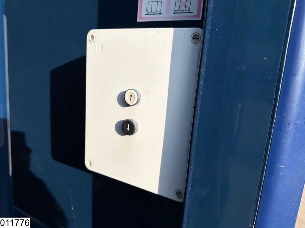 Renault Midlum EURO 5, Dhollandia, Beverage superstructure