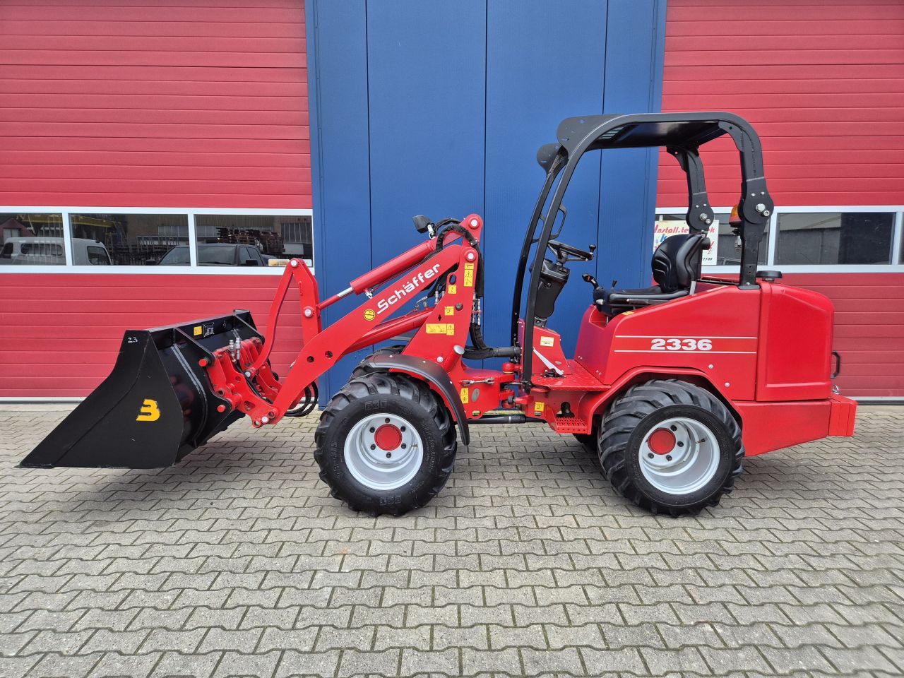 SCHAFFER 2336 SHOVEL MET KUBOTA 4 CILINDER BOUWJAAR 2015