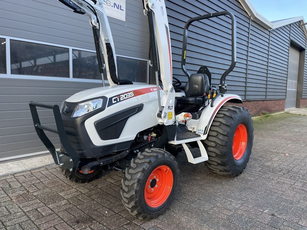Bobcat CT2035 HST minitractor + frontlader NIEUW (kubota solis iseki)