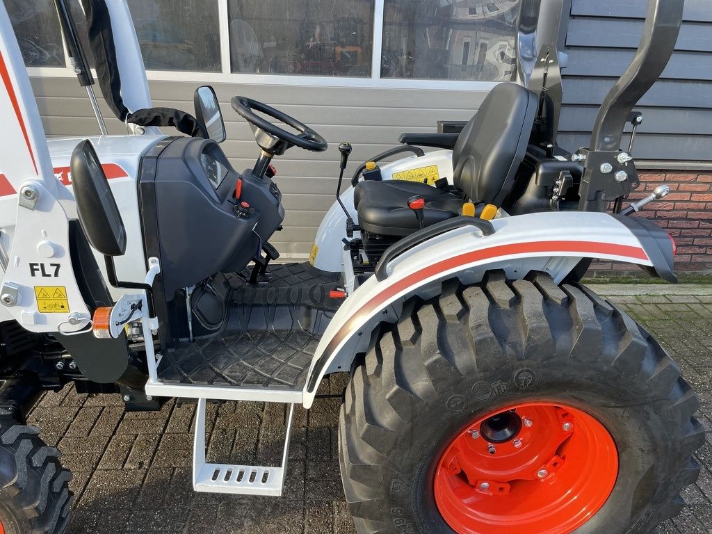 Bobcat CT2035 HST minitractor + frontlader NIEUW (kubota solis iseki)
