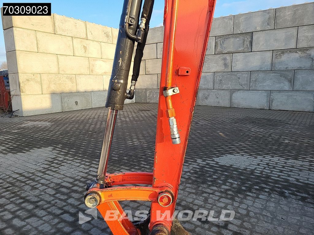 Kubota U36 -4 3 Buckets