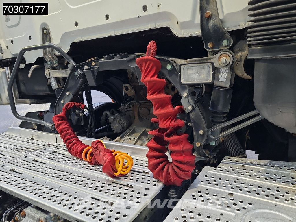 Mercedes Actros 1948 4X2 BigSpace 2xTanks