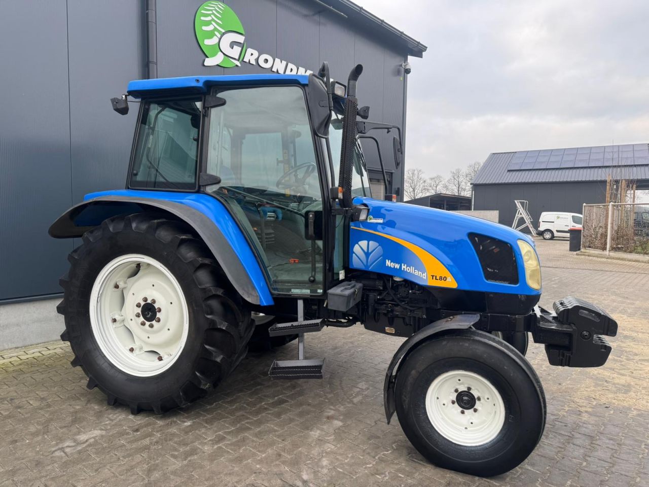New Holland Tl80A