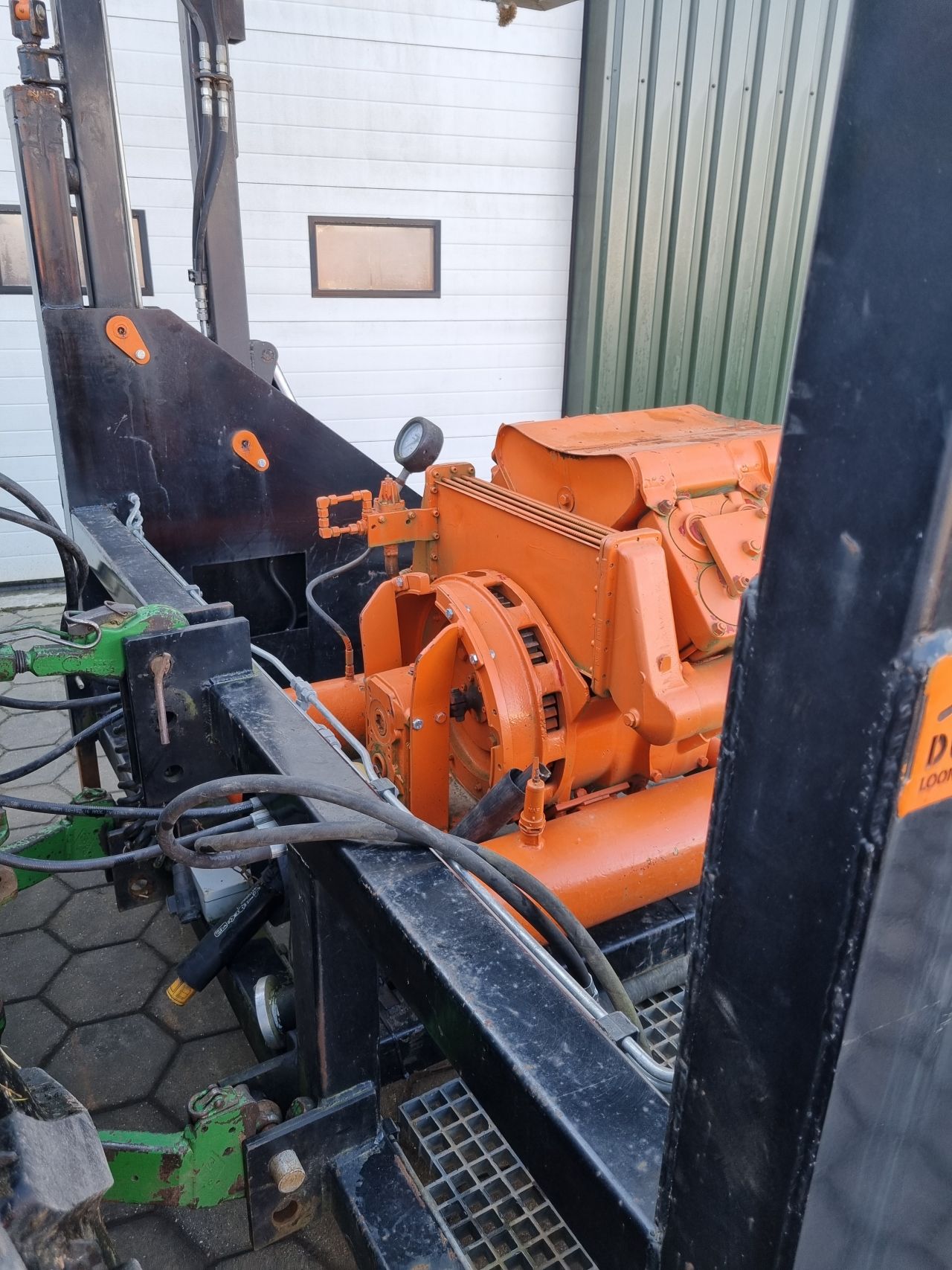 Slangenhaspel met pto aangedreven Compressor. (sleepslang)