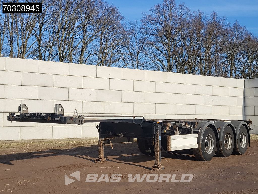 Renders 800 TUV 02/26 Multi Lifting Axle