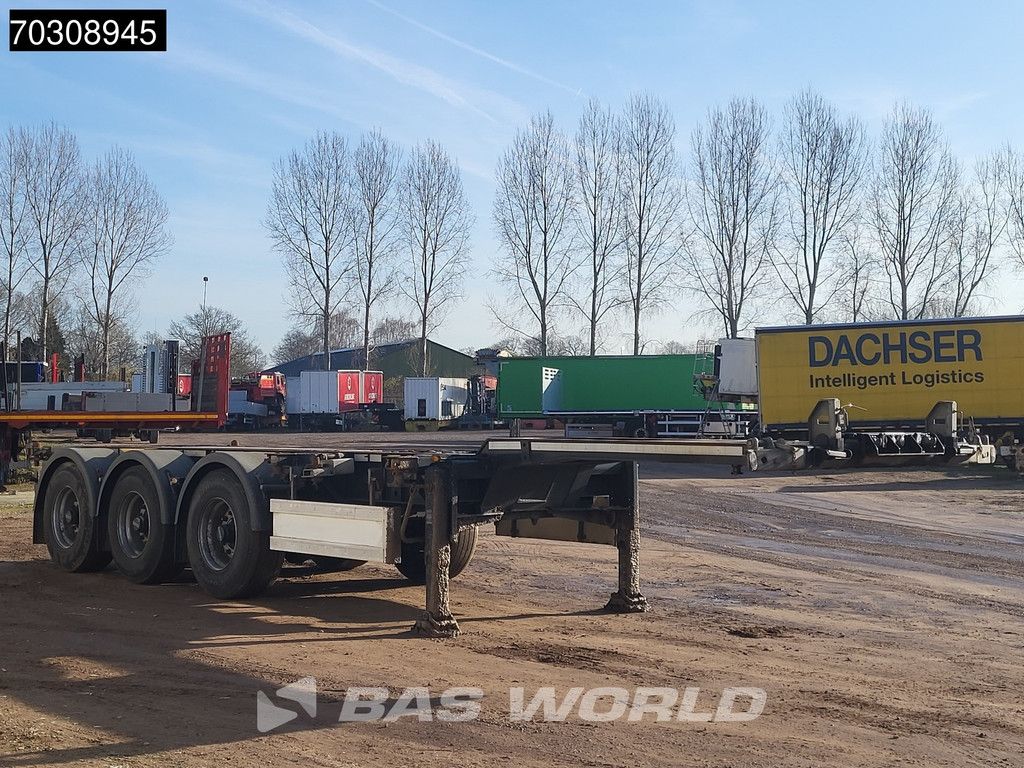 Renders 800 TUV 02/26 Multi Lifting Axle