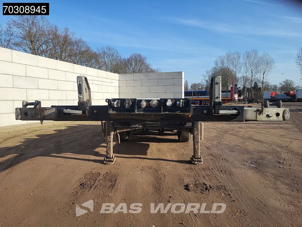 Renders 800 TUV 02/26 Multi Lifting Axle