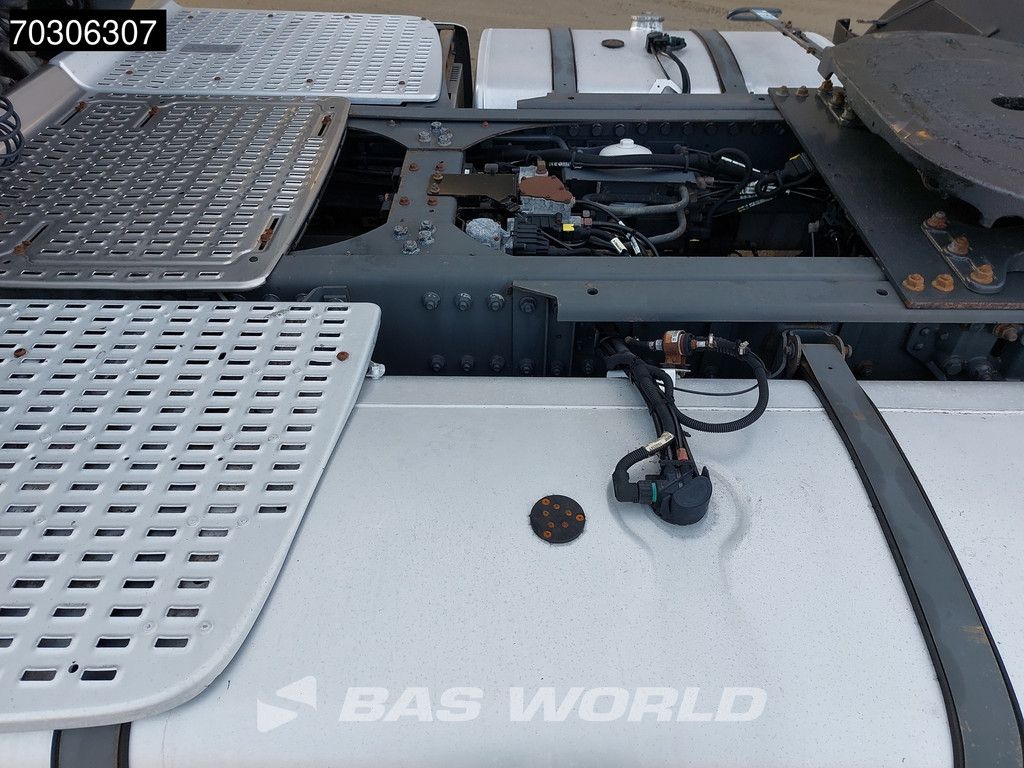 DAF XF XF 460 4X2 NL-Truck Mega SC 80% Tyres