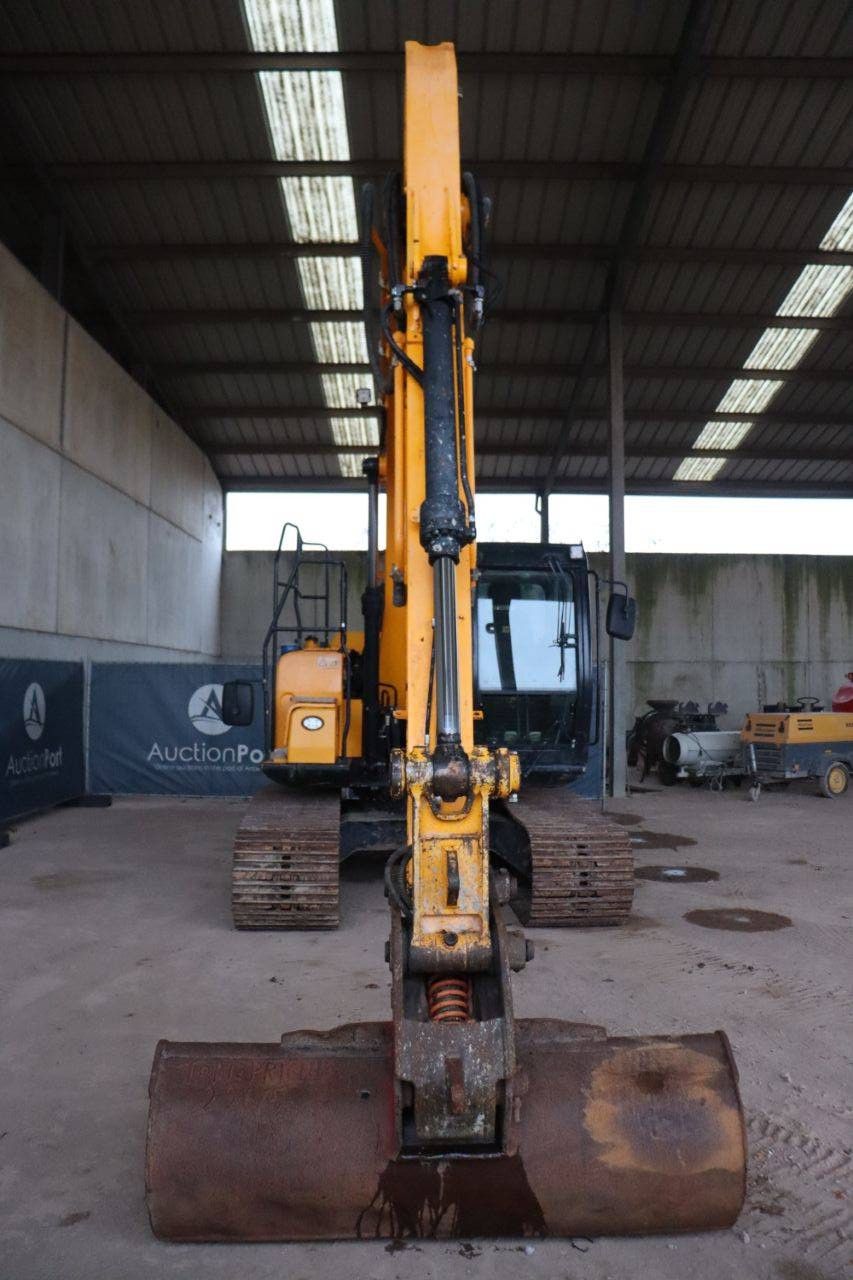 Raupenbagger JCB JS130LC Diesel 81kW 2018