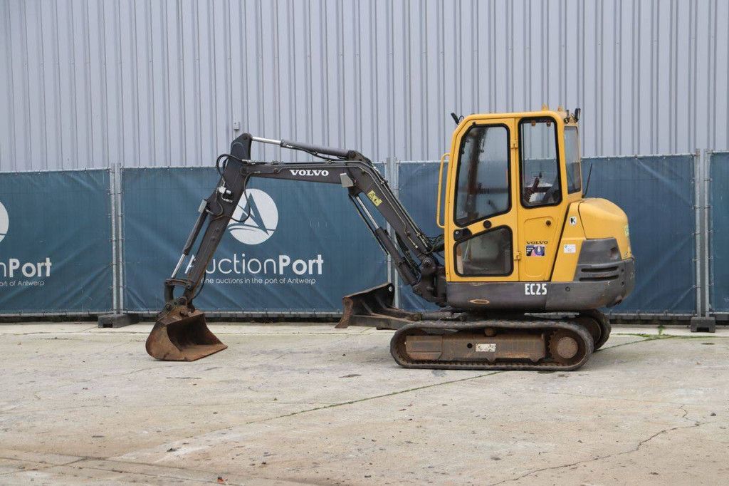 Raupenbagger Volvo EC25 Diesel 17,1 kW 2007