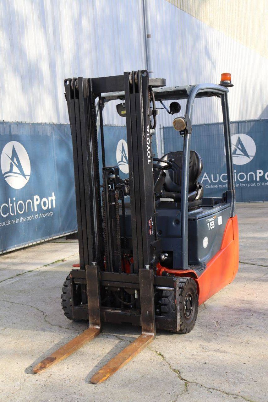 Toyota 8FBE18T Electric Forklift 1800kg 4.5m 2018