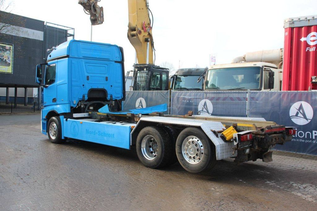 Fahrgestell LKW Mercedes-Benz Actros 2548 Diesel