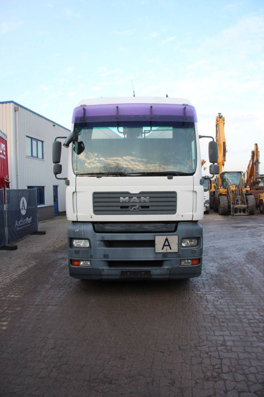 Kraanwagen MAN HT2800 Diesel 2003