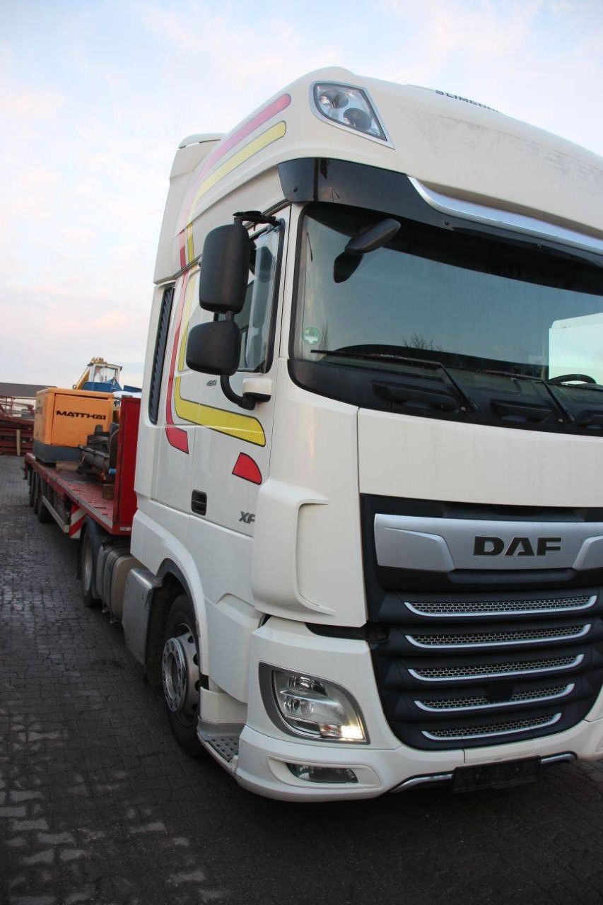 Flatbed (truck) DAF XF 460 Diesel 2017