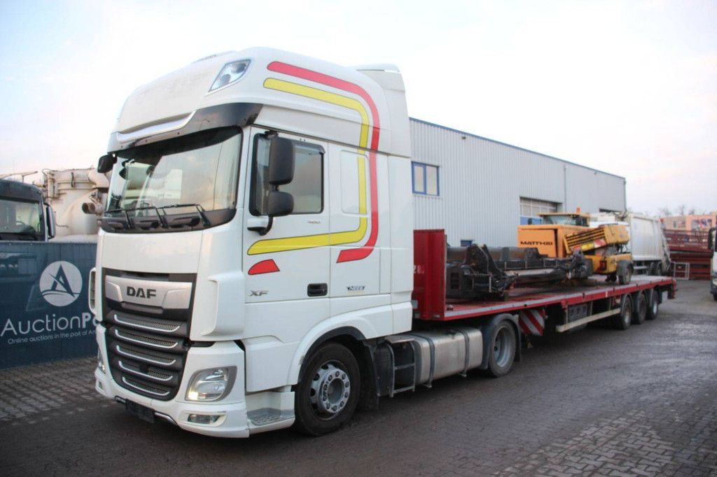 Flatbed (truck) DAF XF 460 Diesel 2017