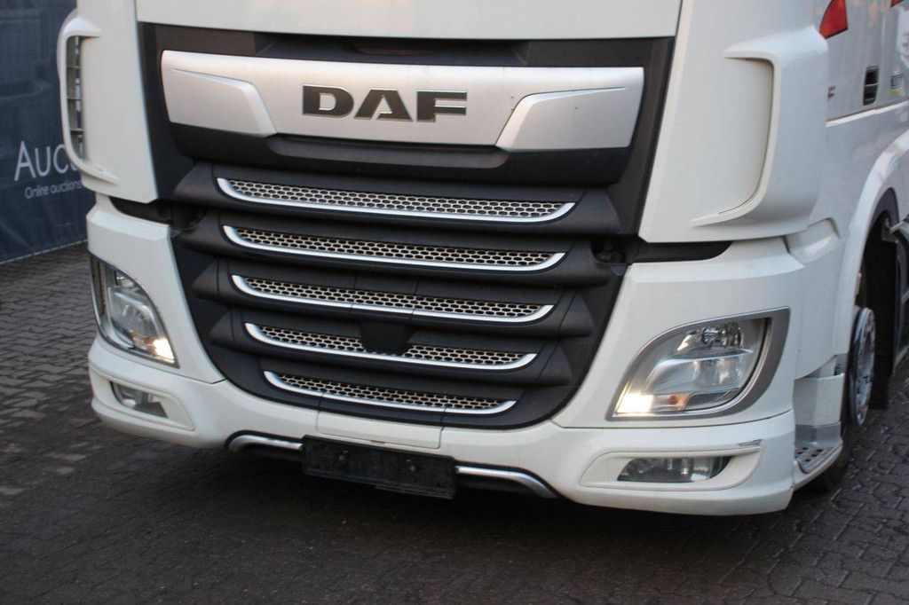 Flatbed (truck) DAF XF 460 Diesel 2017