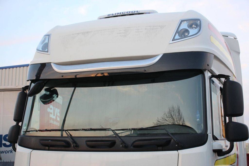 Flatbed (truck) DAF XF 460 Diesel 2017