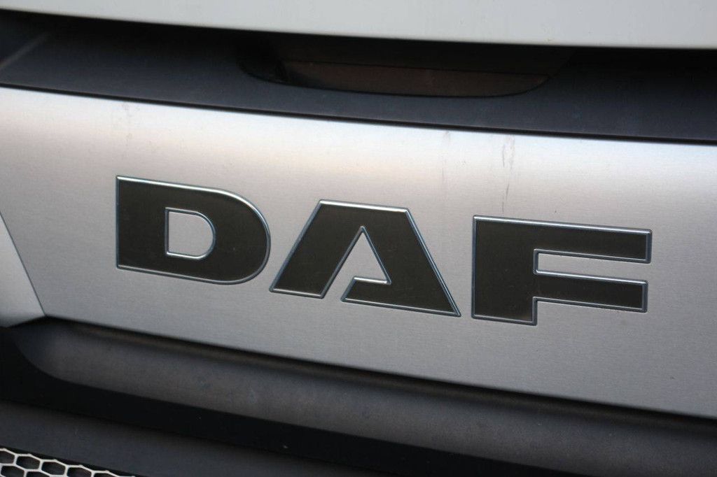 Flatbed (truck) DAF XF 460 Diesel 2017