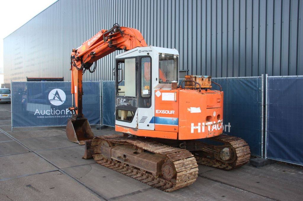 Crawler excavator Hitachi EX60UR Diesel 40kW