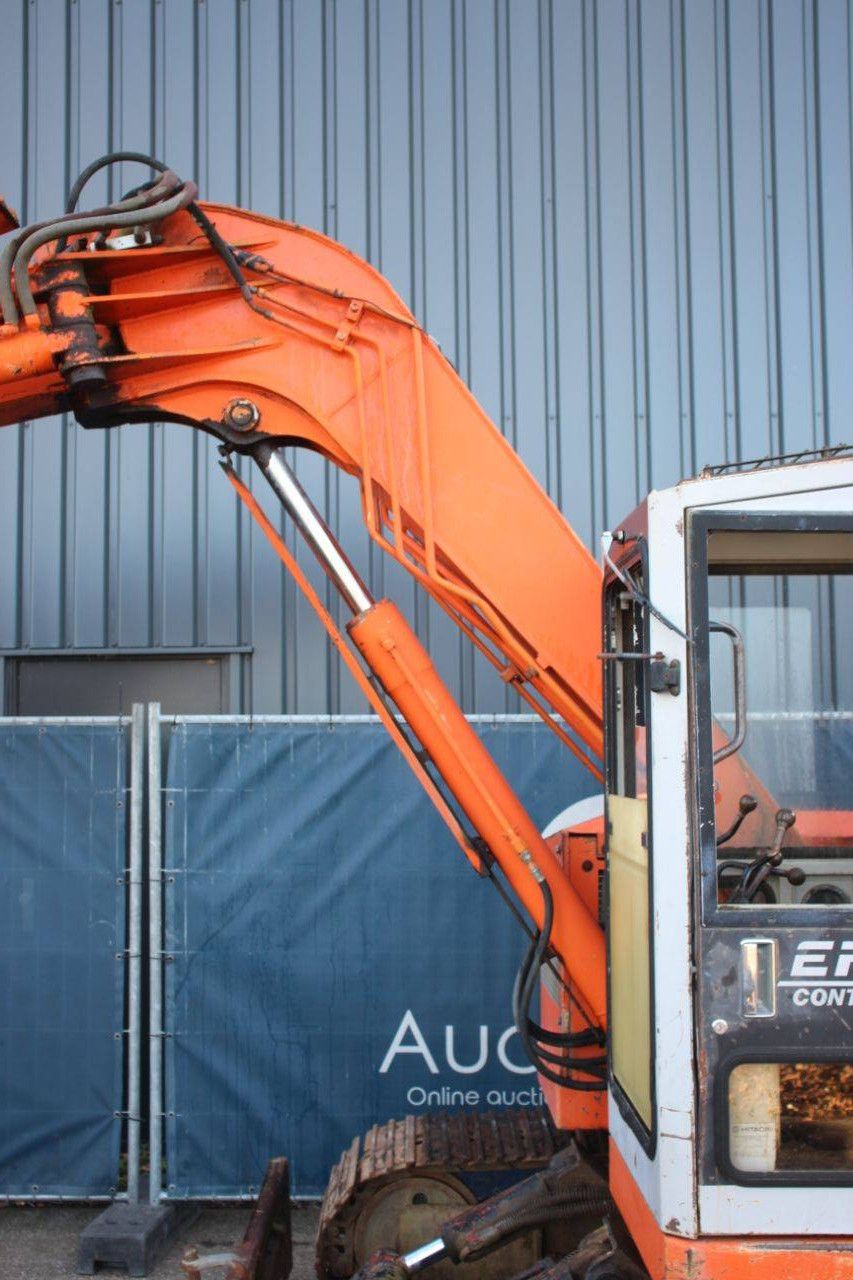 Crawler excavator Hitachi EX60UR Diesel 40kW