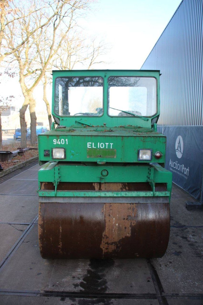 Compactor Hamm DV8.22 Diesel 65kW 1982