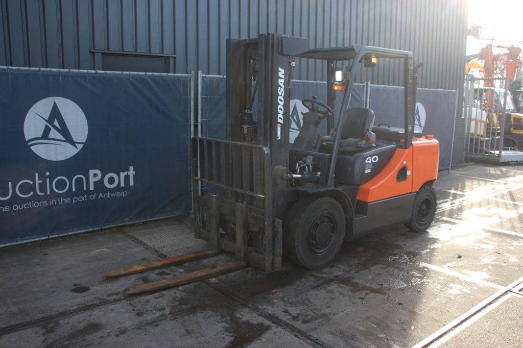 Doosan D40SC-7 Diesel Forklift 4000kg 4.7m 2018