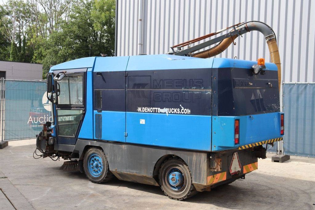 Kehrmaschine Ravo 5002 SI Diesel 2000