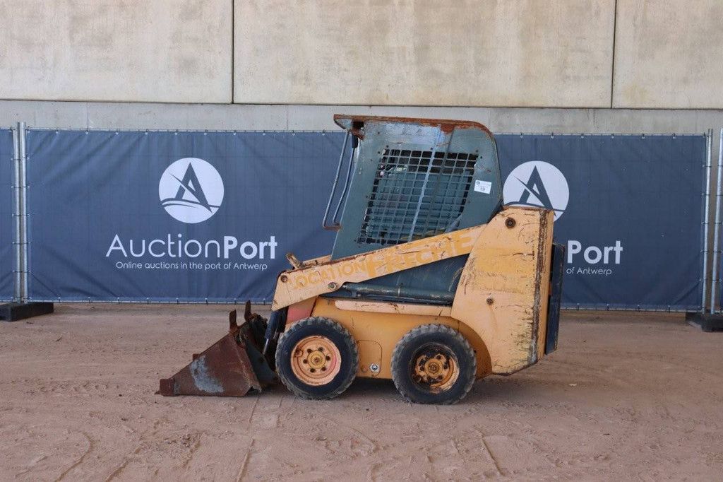 Skid steer loader Mustang SL2012 Diesel 2011