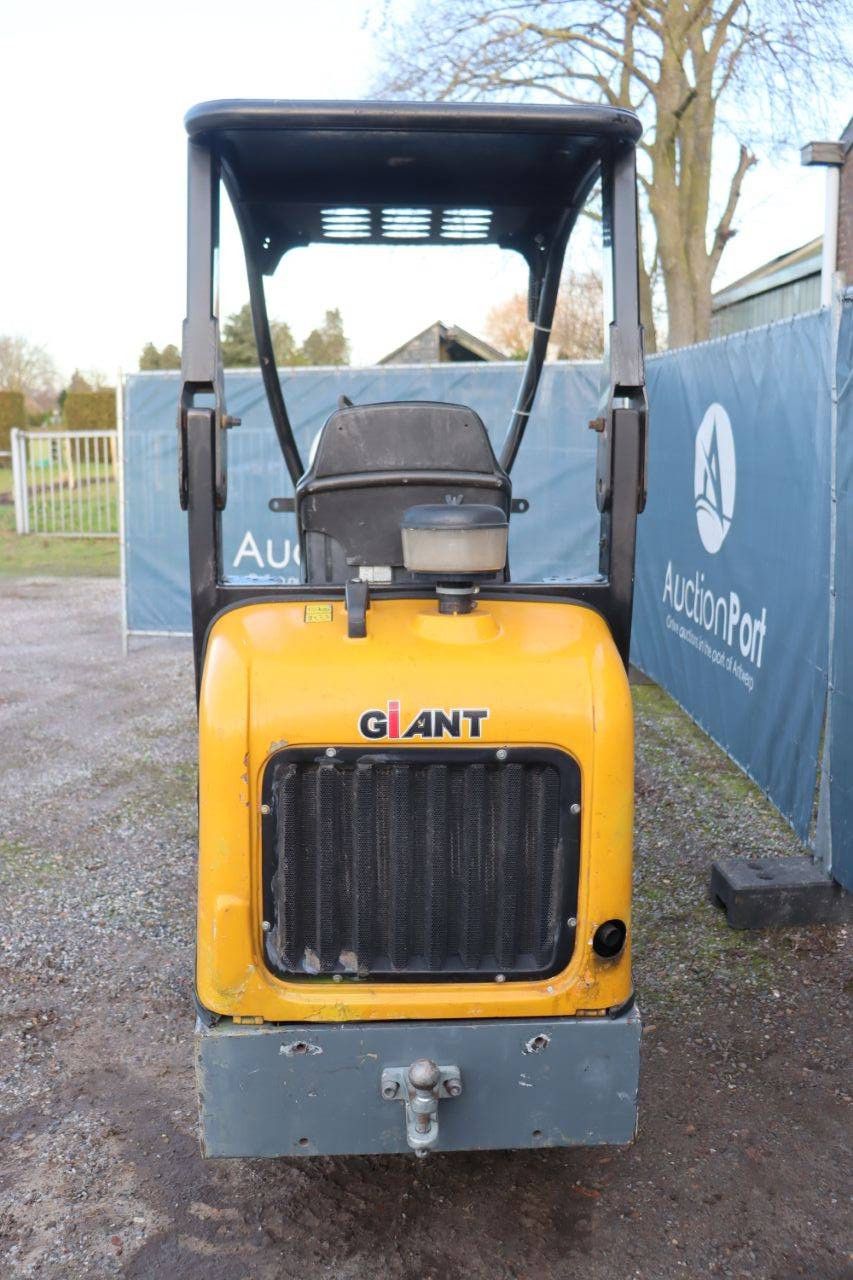 Articulated loader Giant D2635 Diesel 26kW 2011