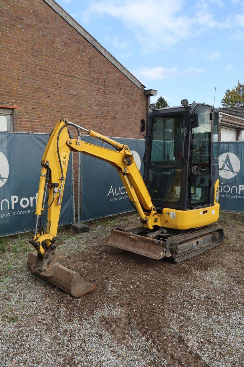 Mini excavator Komatsu PC16R-3HS Diesel 2019