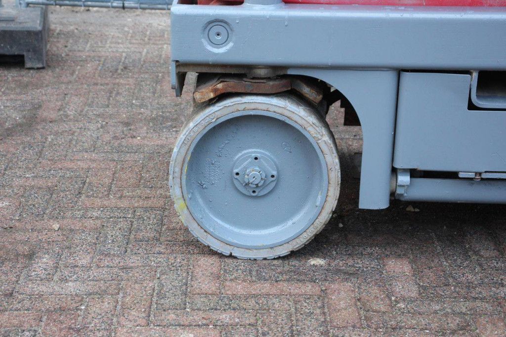 Scissor lift Haulotte Compact 8 Electric 8m