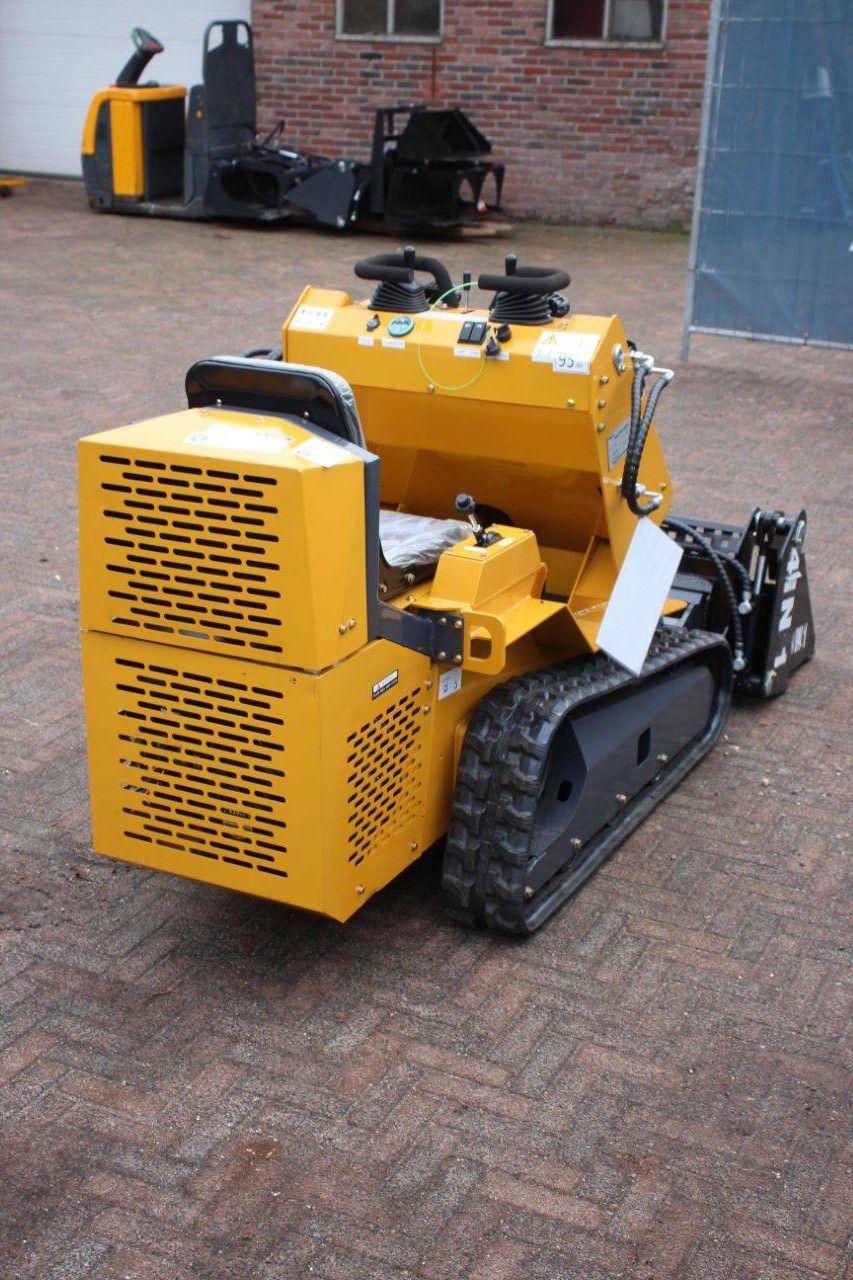Skid Steer Loader Runtong R420/Briggs Petrol New