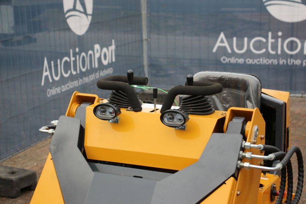 Skid Steer Loader Runtong R420/Briggs Petrol New