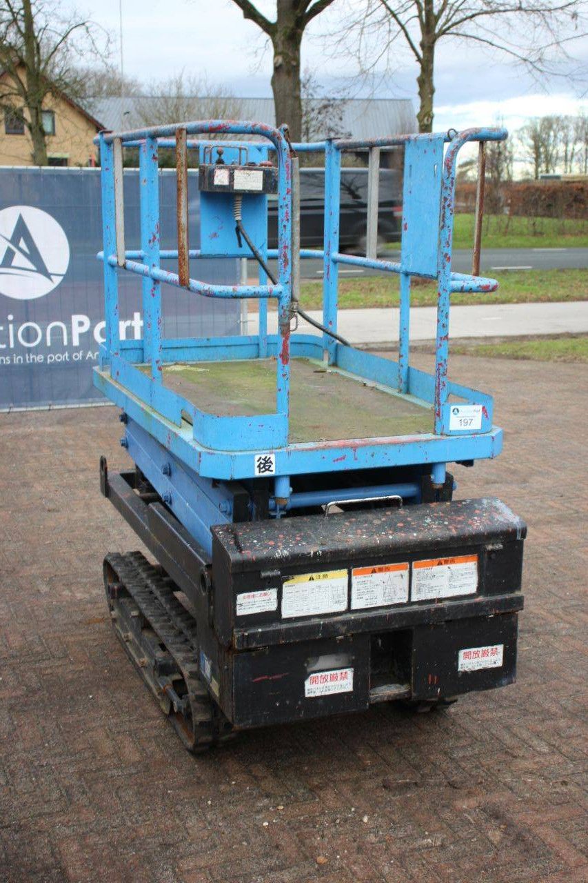 Scherenbühne Aichi RV041H Elektrisch 6 m 1992