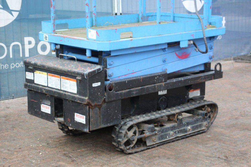 Scherenbühne Aichi RV041H Elektrisch 6 m 1992