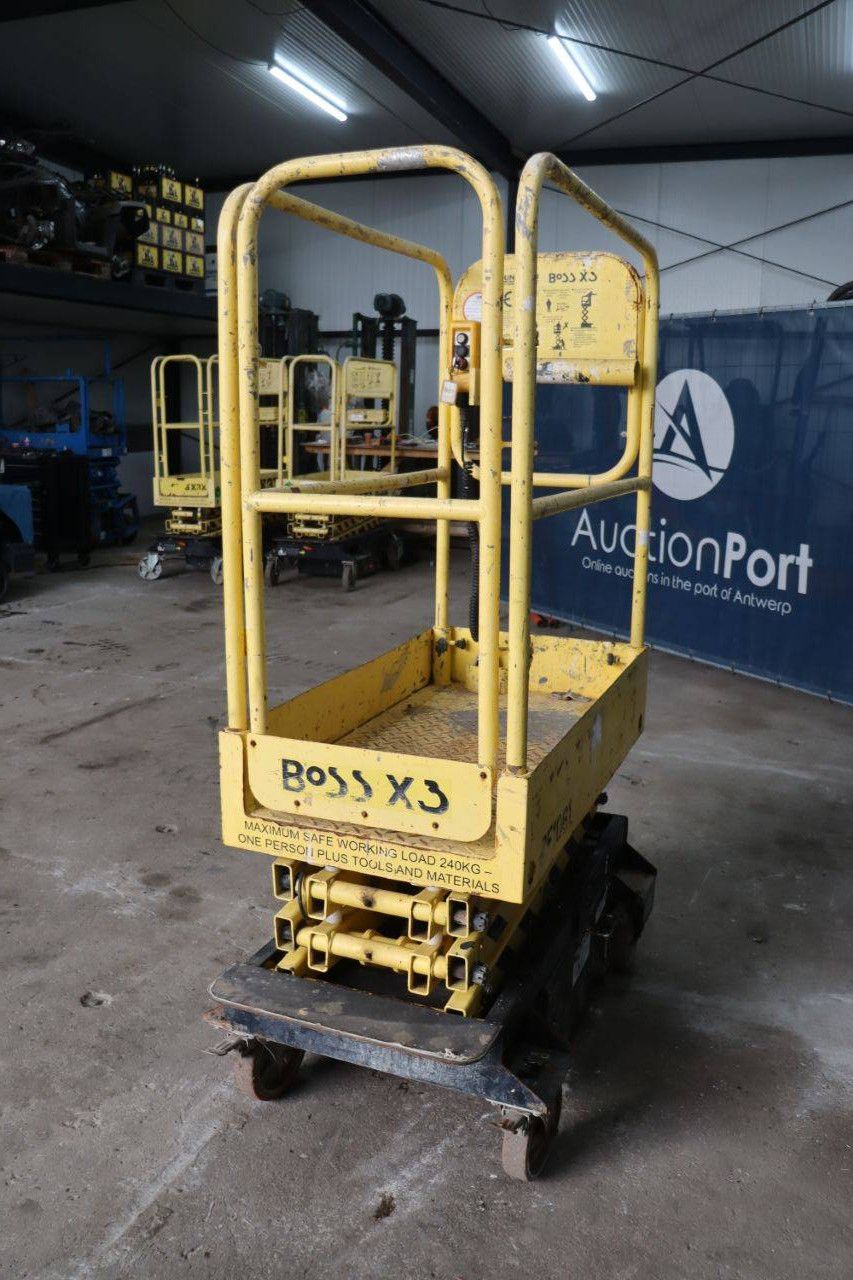 Youngman BoSS X3 Electric Scissor Lift 4.55m 2010
