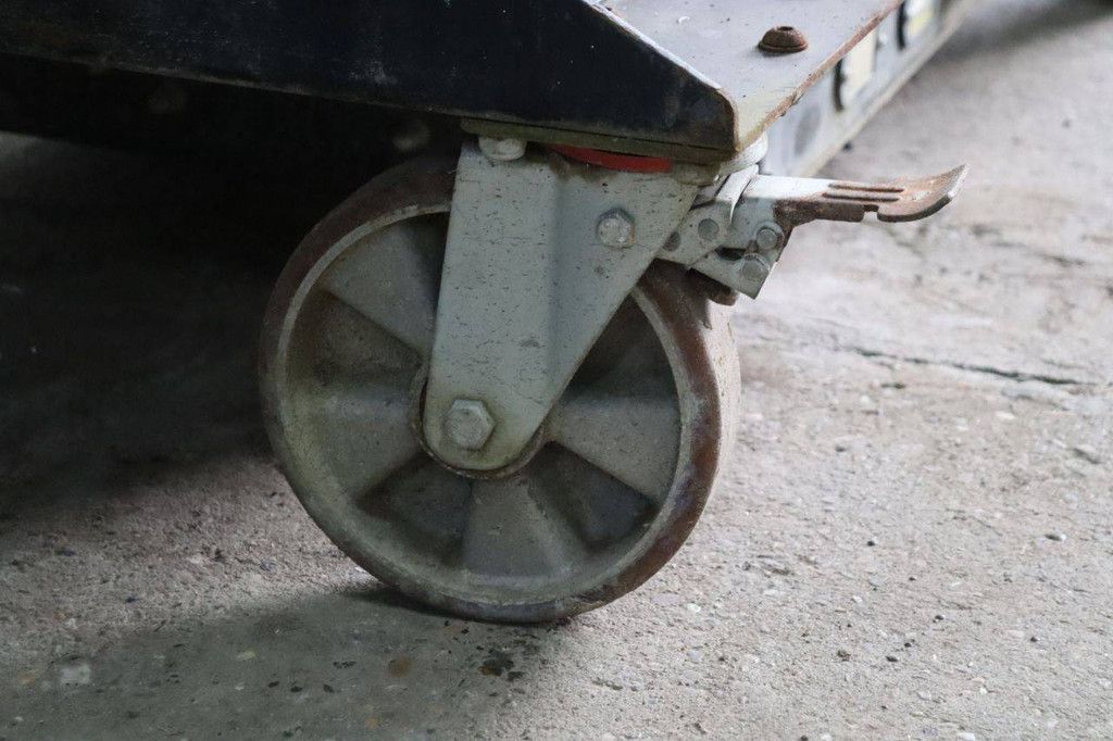 Boss X3X 5,20 m elektrische Scherenbühne 2019